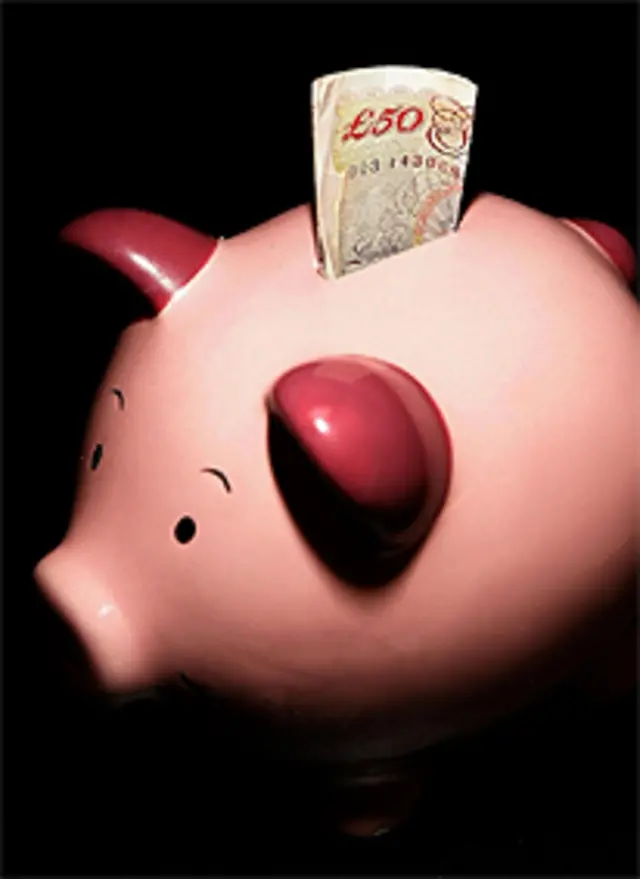 Cofre com nota de 50 libras