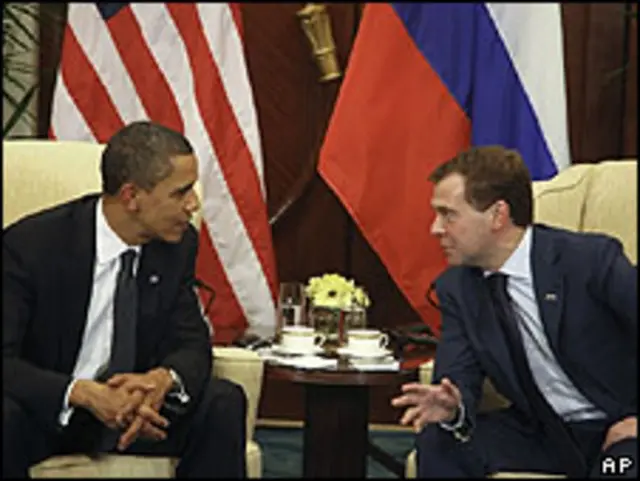 Barack Obama y Dimitri Medvedev (Foto Archivo: Nov. 15, 2009)