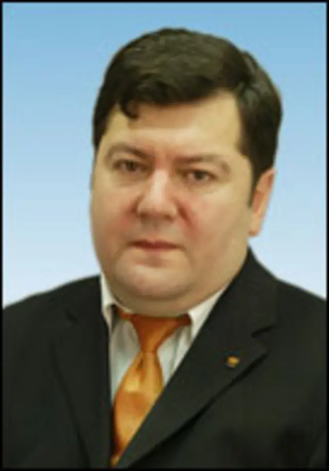 Емануіліс Зінгеріс.