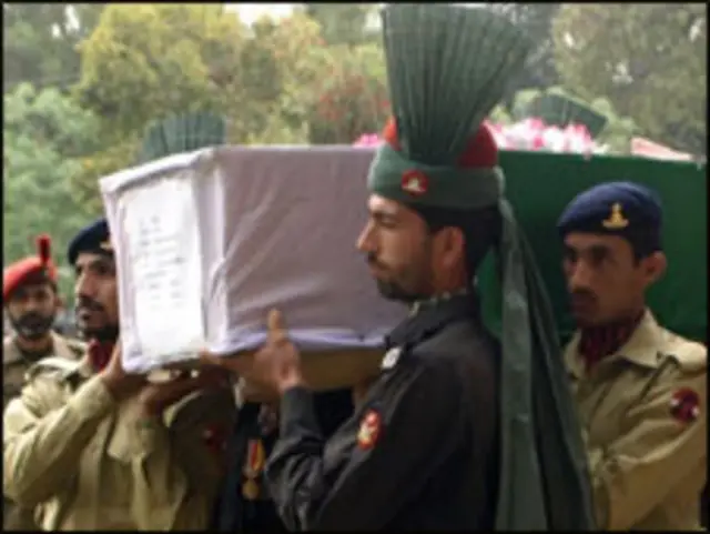 اس جنگ میں پاکستان کو صرف نقصان ہی ہوا: فرید پراچہ