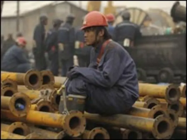 کان میں ایک سو تیرپن مزدور پھنس گئے تھے