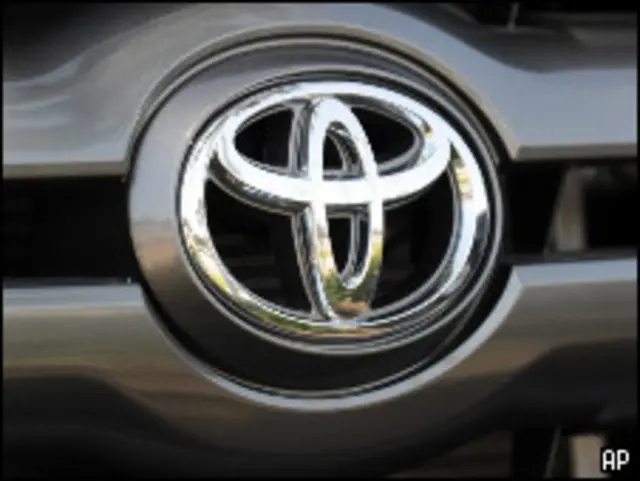 Автомобиль Toyota