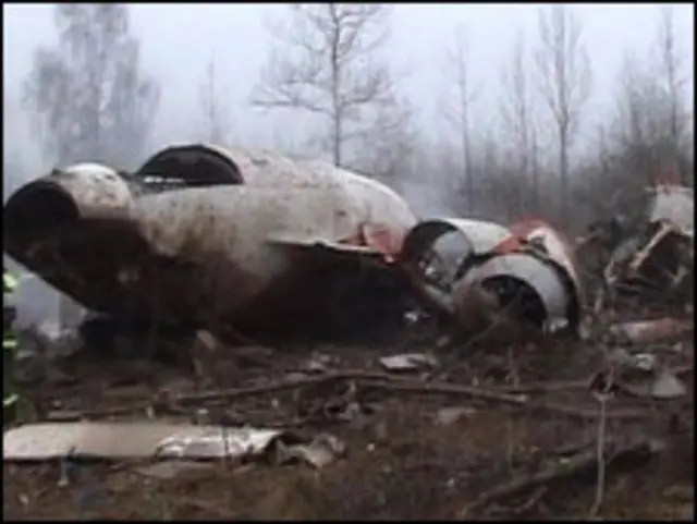 حطام طائرة الرئيس البولندي