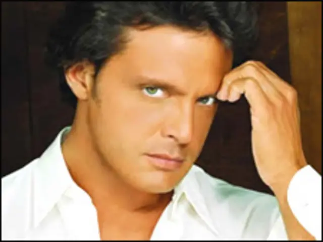 Luis Miguel (Fotos cortesía http://www.luismigueloficial.com)