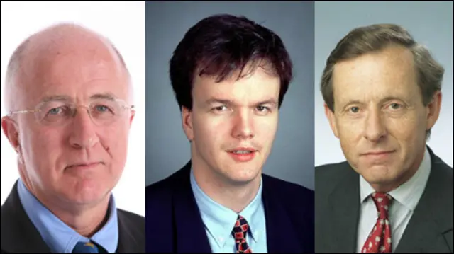 Слева направо: Денис Макшейн, Майкл Мур и Ричард Спринг