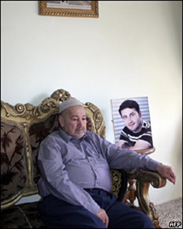 Nooraddin Hussein, padre de Nameer Nooraddin Hussein, fotógrafo de Reuters que murió en el ataque