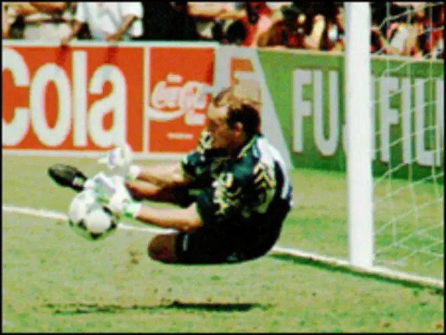 Taffarel foi fundamental na decisão por pênaltis