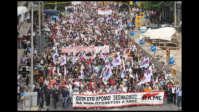 Các cuộc tập trung còn diễn ra tại các thành phố khác của Hy Lạp, như Thessaloniki (trong ảnh), khi nhân viên các lĩnh vực công lên tiếng bày tỏ sự tức giận trước các biện pháp cắt giảm chi tiêu của chính phủ.