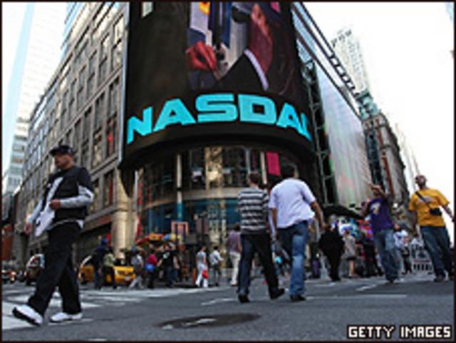 Nasdaq специализируется на акциях высокотехнологичных компаний 
