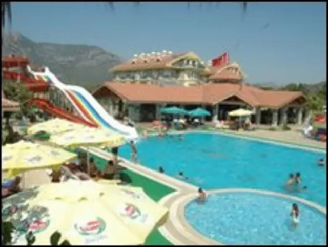 Hotel nudista en Turquía.