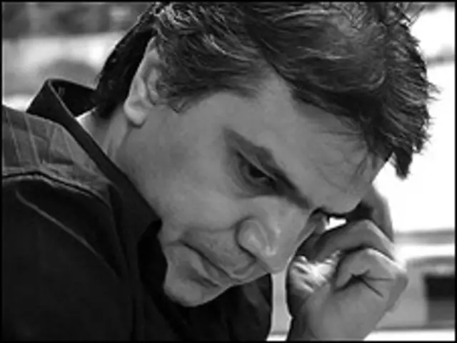 نادر داوودی کارگردان فیلم "رضا گم شده در زمان"