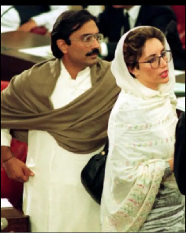 آصف زرداری کی’ کرپشن’ ان کا انفرادی فعل نہیں ہے 