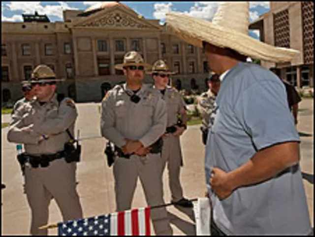 Arizona adalah salah satu negara bagian di perbatasan