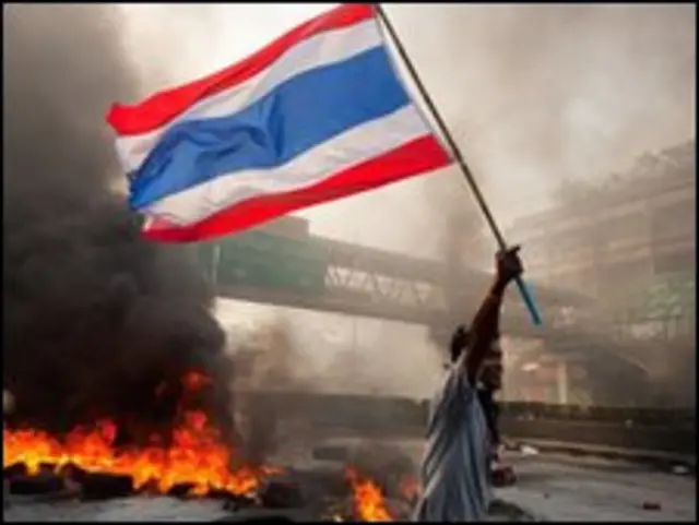 قرمزپوشان در بانکوک