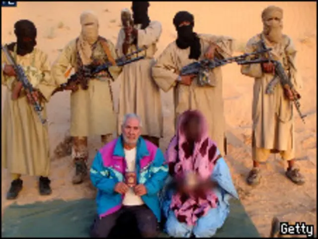 صورة من الأرشيف تعود لاختطاف سائحين إيطاليين في مالي