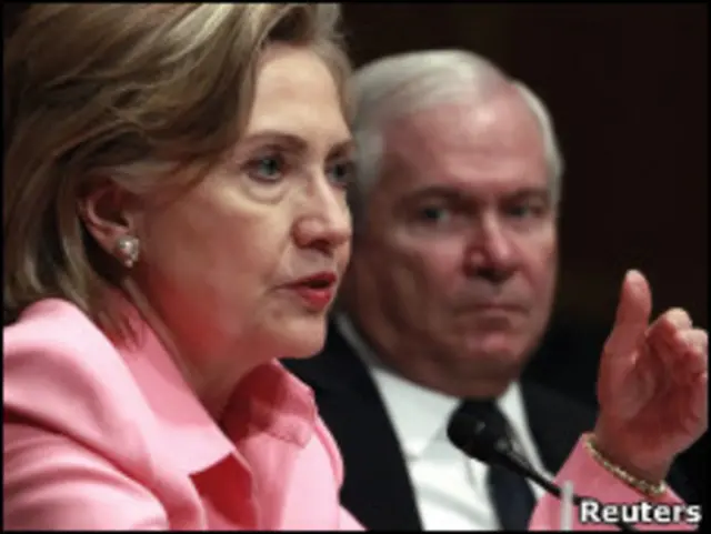 هيلاري كلينتون أمام لجنة مجلس الشيوخ