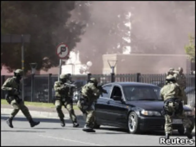 учения полиции ЮАР