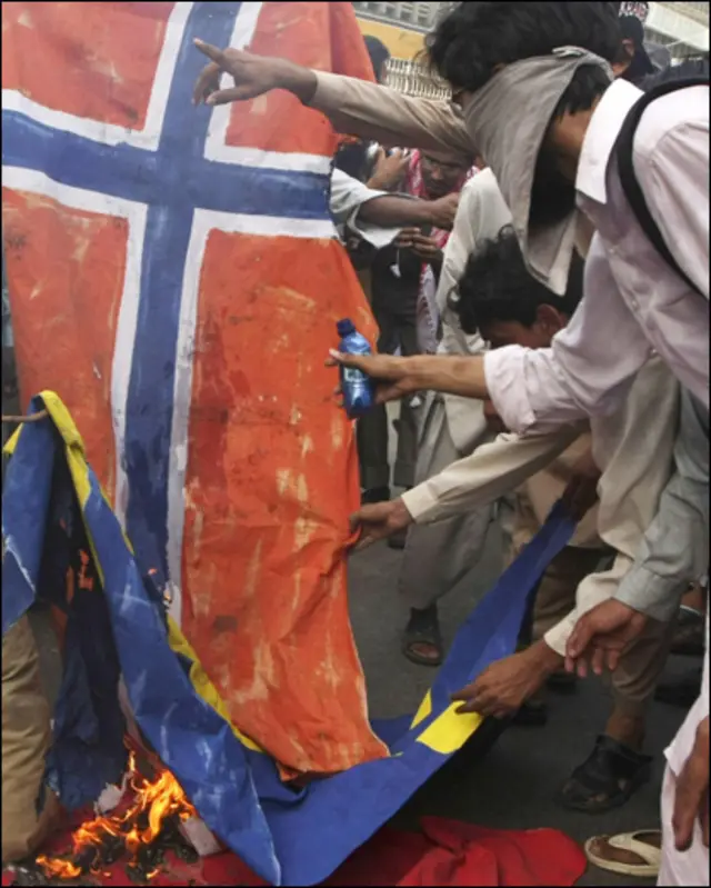 فیس بک کے خلاف مظاہرے 