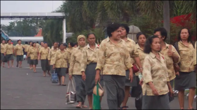 Belasan ribu warga bekerja untuk perusahaan rokok PT Gudang Garam Kediri, Jawa Timur 