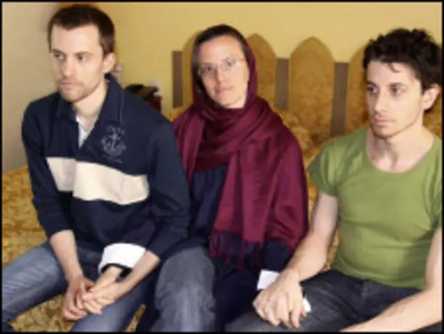 المحتجزون الأمريكيون