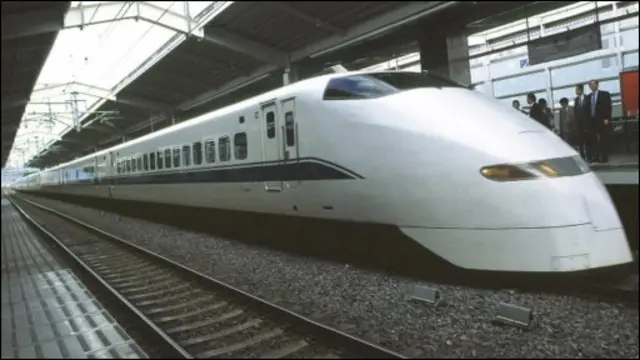 Shinkansen của Nhật hoạt động gần 50 năm mà chưa hề có vụ tai nạn chết người nào