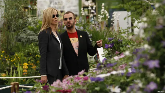 Ринго Стар с супругой