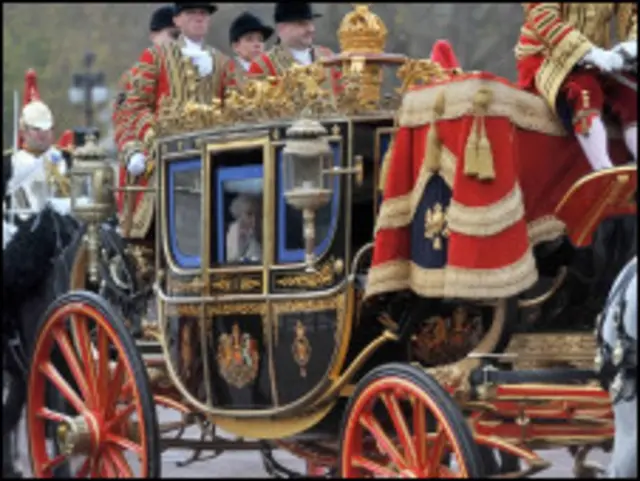 Карета Елизаветы II на открытии парлимента в 2009 году