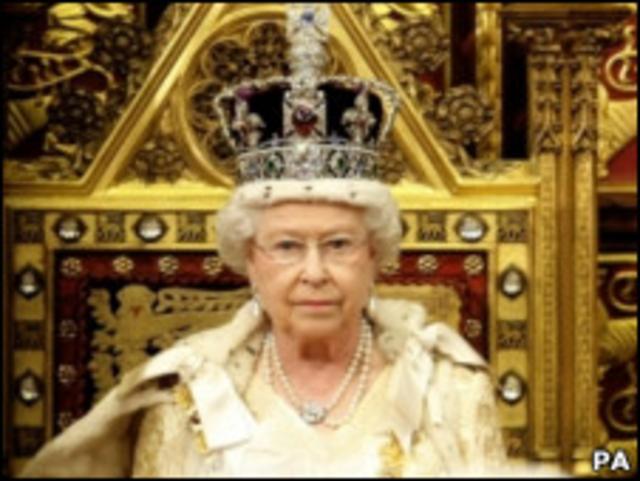 Королева в Палате Лордов на открытии парлиментской сессии