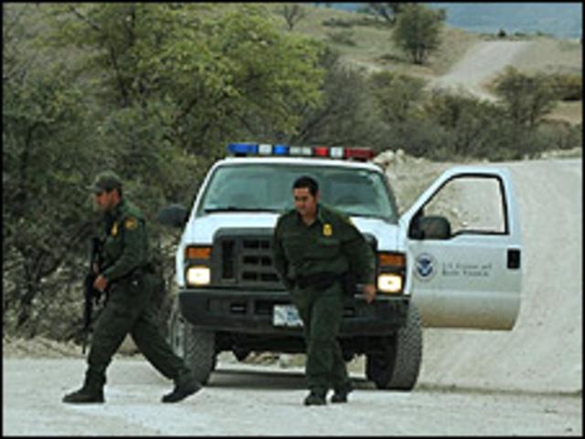 Policías de frontera estadounidenses