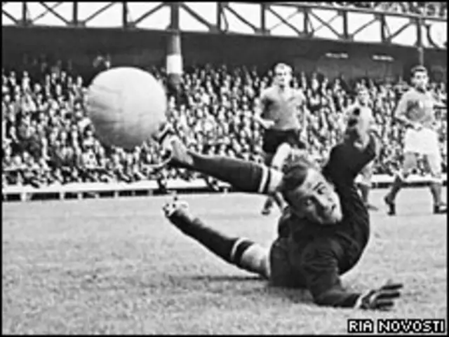 Лев Яшин в игре