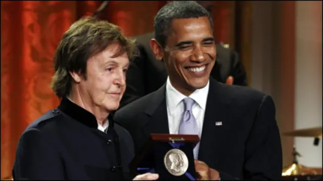 Ông Paul McCartney mới được trao huân chương tại Tòa Bạch Ốc hồi tháng 6