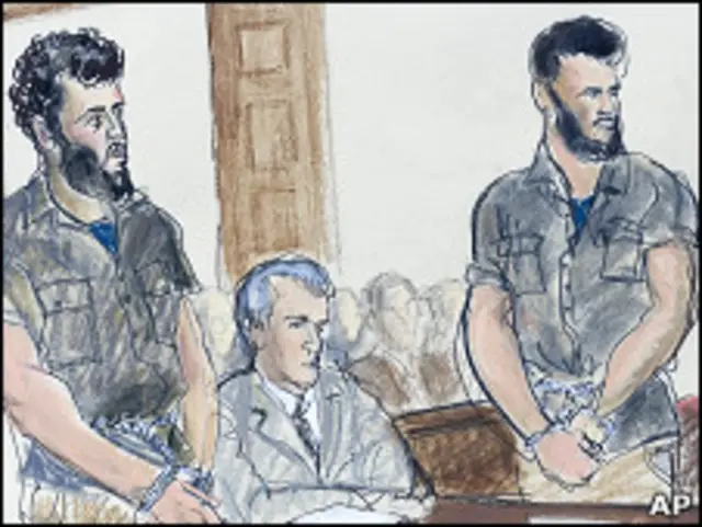 رسم باليد للمشتبه فيهما 