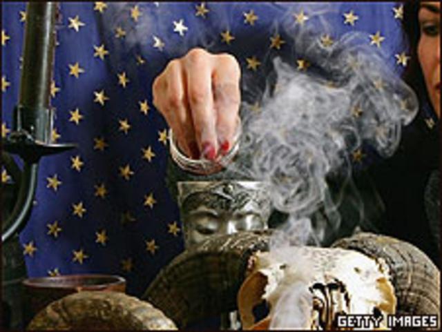 Brujos, obligados a cumplir en México BBC News Mundo