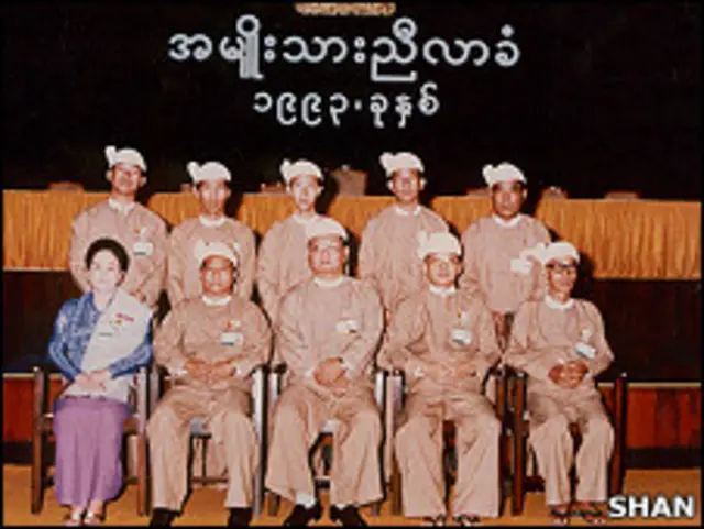 ဗဟိုကော်မတီ ဆုံးဖြတ်ချက်အတိုင်း နိုင်ငံရေး ဆက်လုပ်မယ်လို့ ဦးခွန်ထွန်းဦးပြော