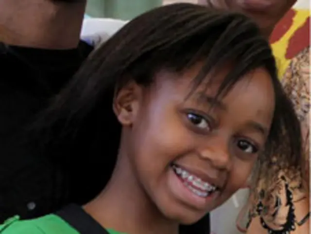 Tomchi qizlarning shaxsiy porno fotosuratlari