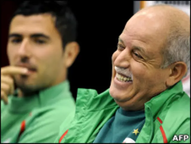 سعدان ويحيى خلال المؤتمر الصحفي