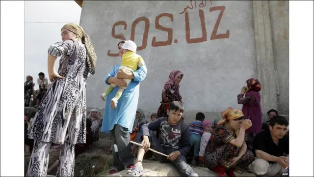 Vùng biên giới Uzbekistan và Kyrgyzstan