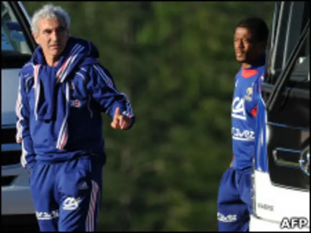 دومينيك(يسار) وباتريس إيفرا