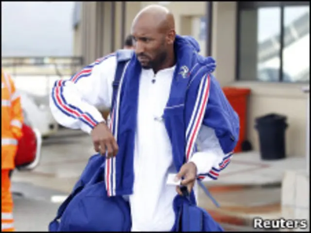 أنيلكا يغادر جنوب افريقيا