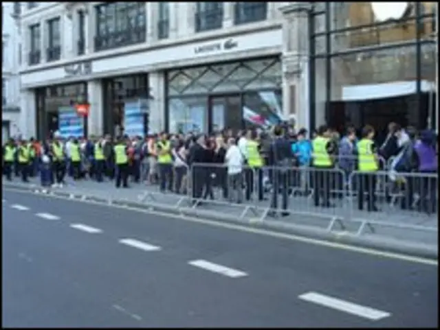 antrian di apple store