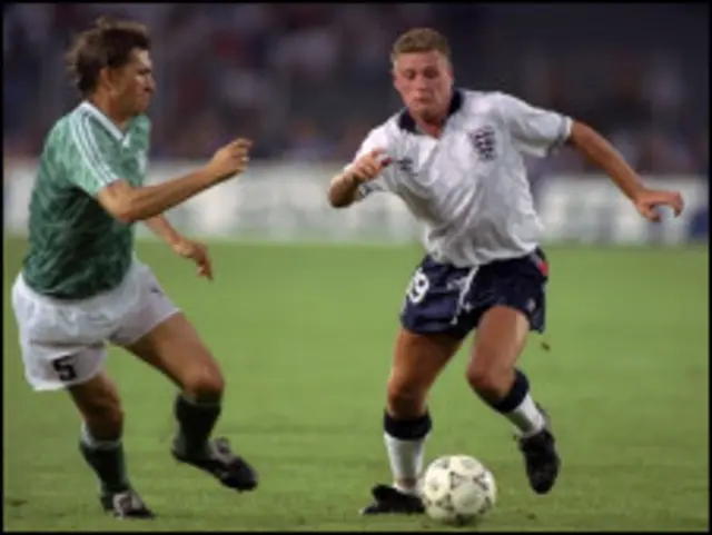 المانيا وانجلترا في إيطاليا 90