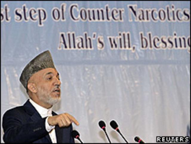 Hamid Karzai, presidente de Afganistán