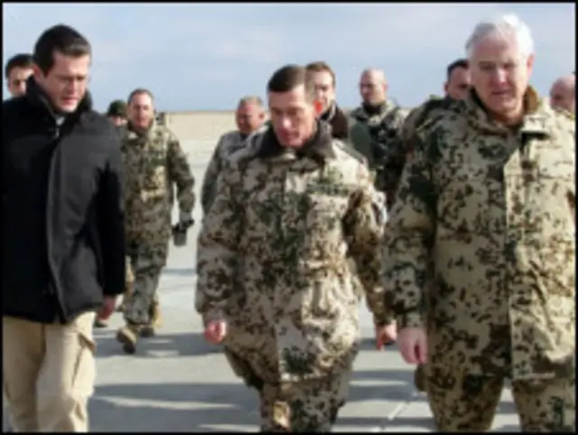 د جرمني د دفاع وزير