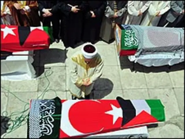 کارروائی میں آٹھ ترک اور ایک ترک نژاد امریکی امدادی کارکن ہلاک ہوا تھا۔