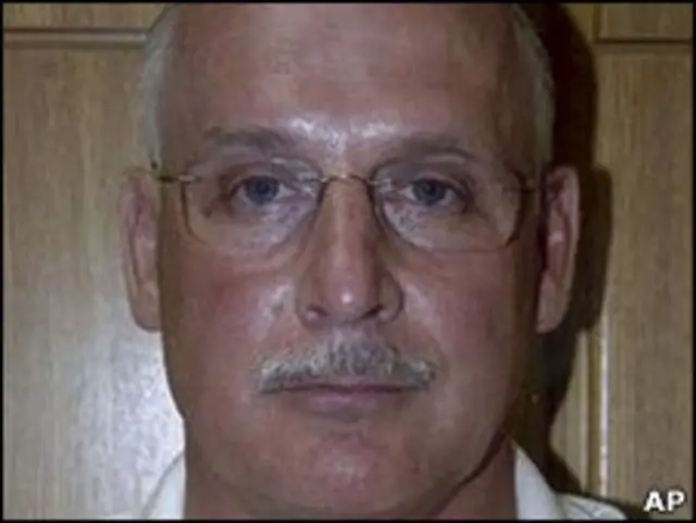 Christopher Metsos nộp tiền cọc cho tòa xong rồi biến mất