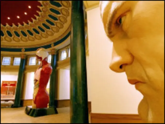 Зал галереи Саатчи