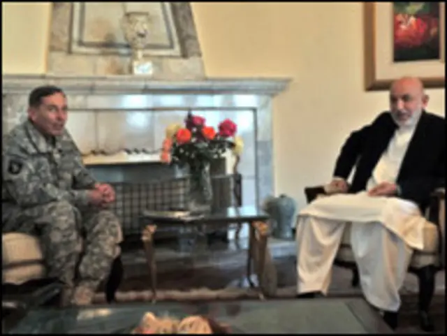 کرزی او پيټريس