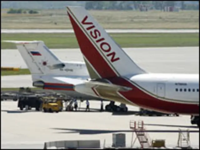 Casusları taşıyan uçaklar