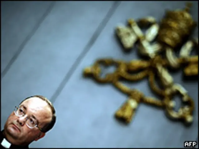 Monseñor Charles Scicluna