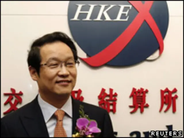 中国农行董事长项俊波在港交所农行H股首次挂牌仪式上（16/07/2010）